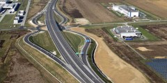 Úsek novovybudovanej rýchlostnej cesty R4 Košice - Milhosť odovzdali do používania 7. novembra 2013, hlavným zhotoviteľom diela v hodnote takmer 78 mil. eur bola spoločnosť Skanska Sk